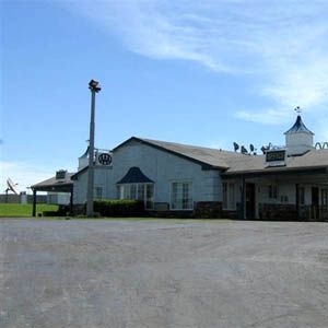 Harrisonville Inn & Suites Exterior foto